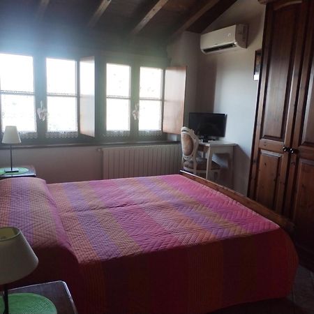 Bed & Breakfast Ca' Di Vissai Arnasco Pokoj fotografie